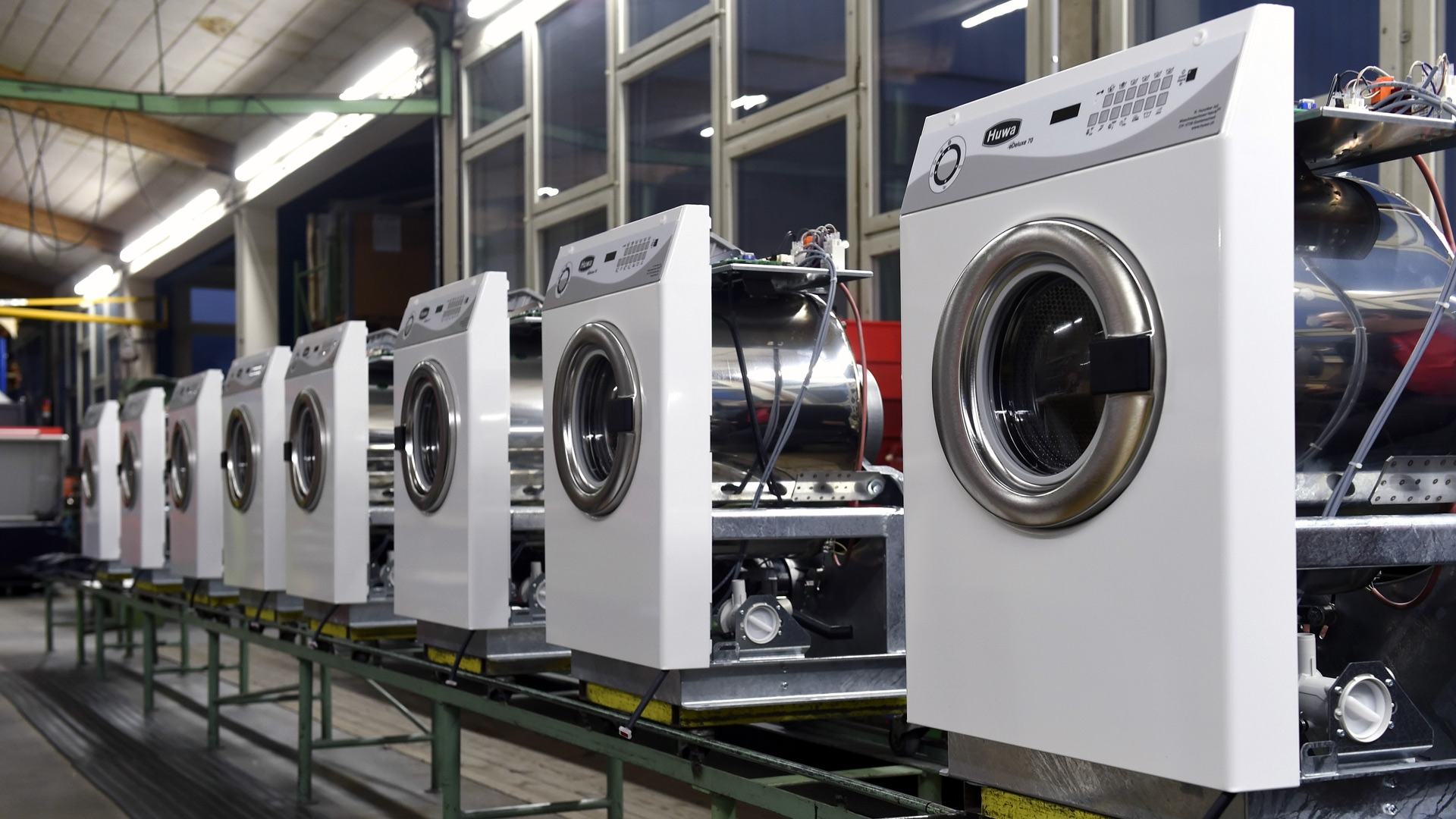 Washing machine, tumble dryer, and room air dryer from Huwa with patented innovative technology belongs to environmentally friendly technology. Produced in Switzerland.